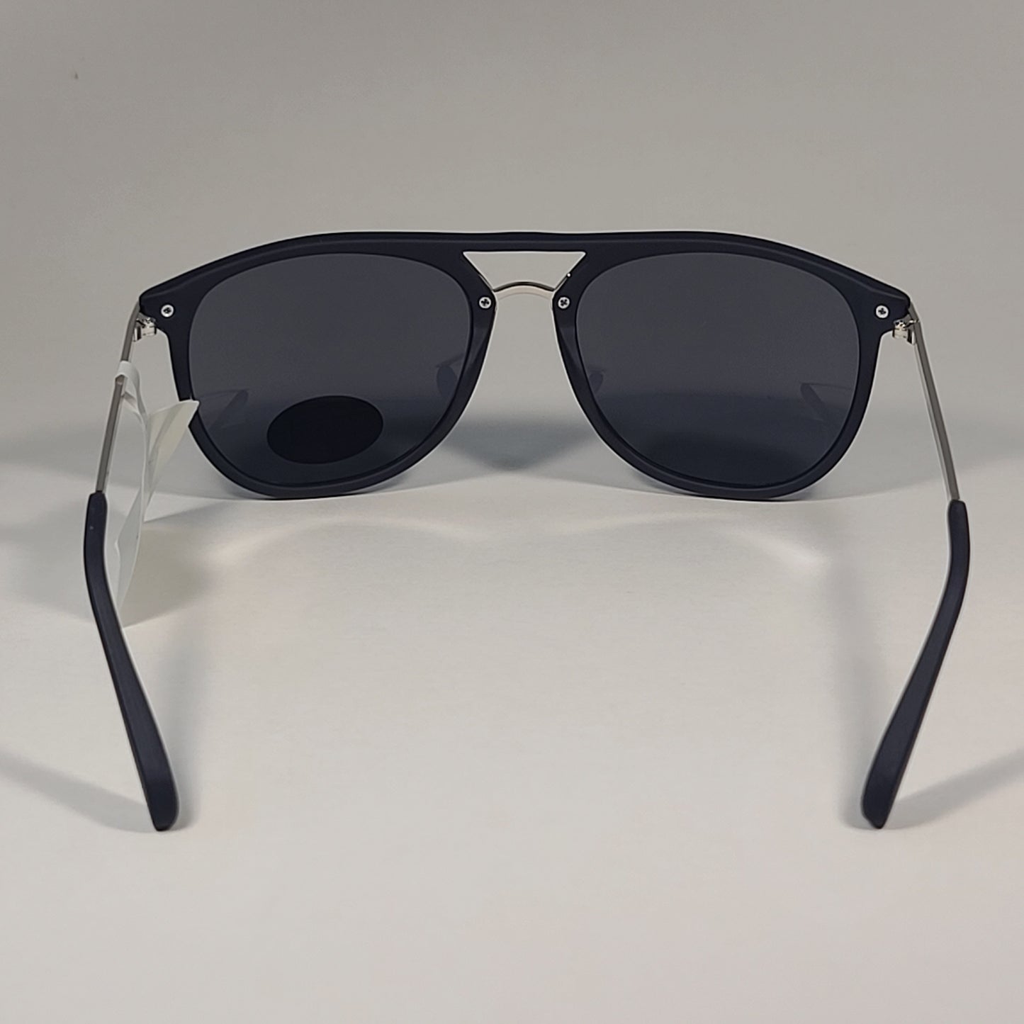 Fossil FM141 Pilot Style Sunglasses Matte Black Silver Frame Solid Gray Lens - Sunglasses