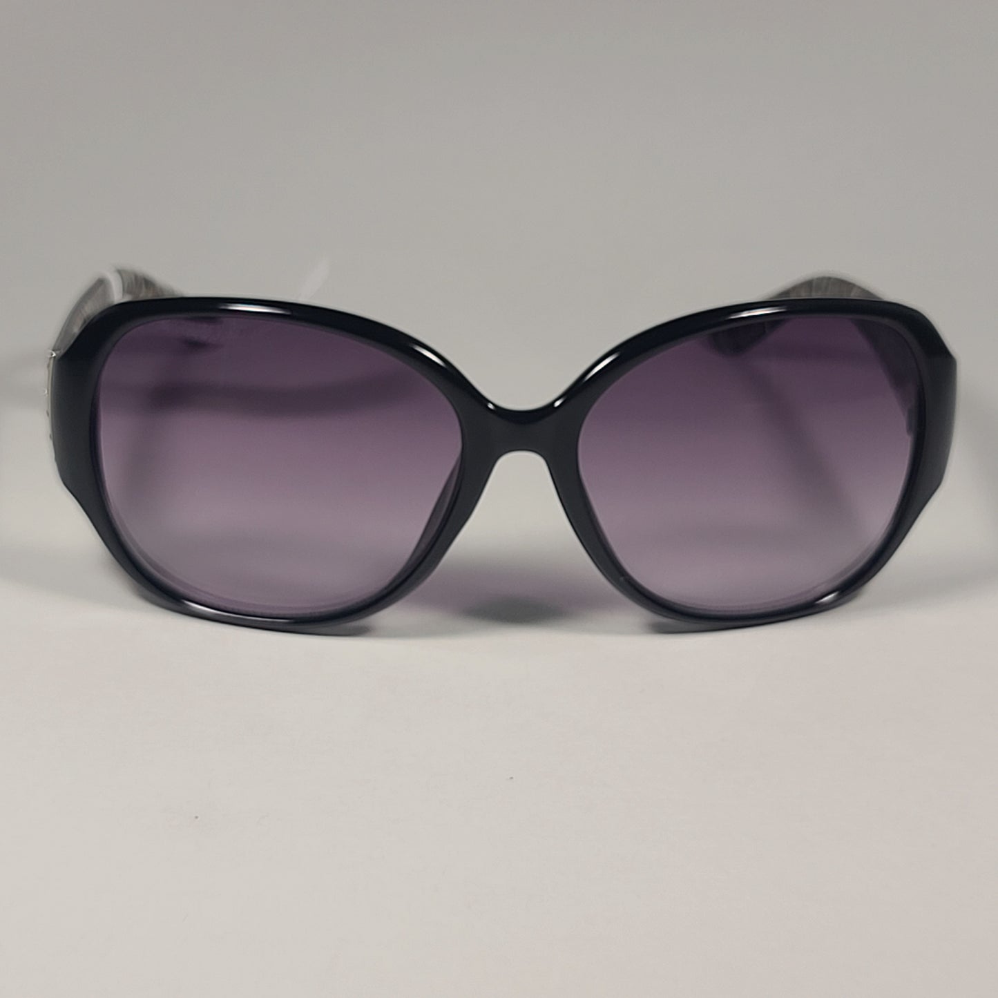 Guess Oval Sunglasses Black With Animal Frame Smoke Gradient Lens GF0284 01B - Sunglasses