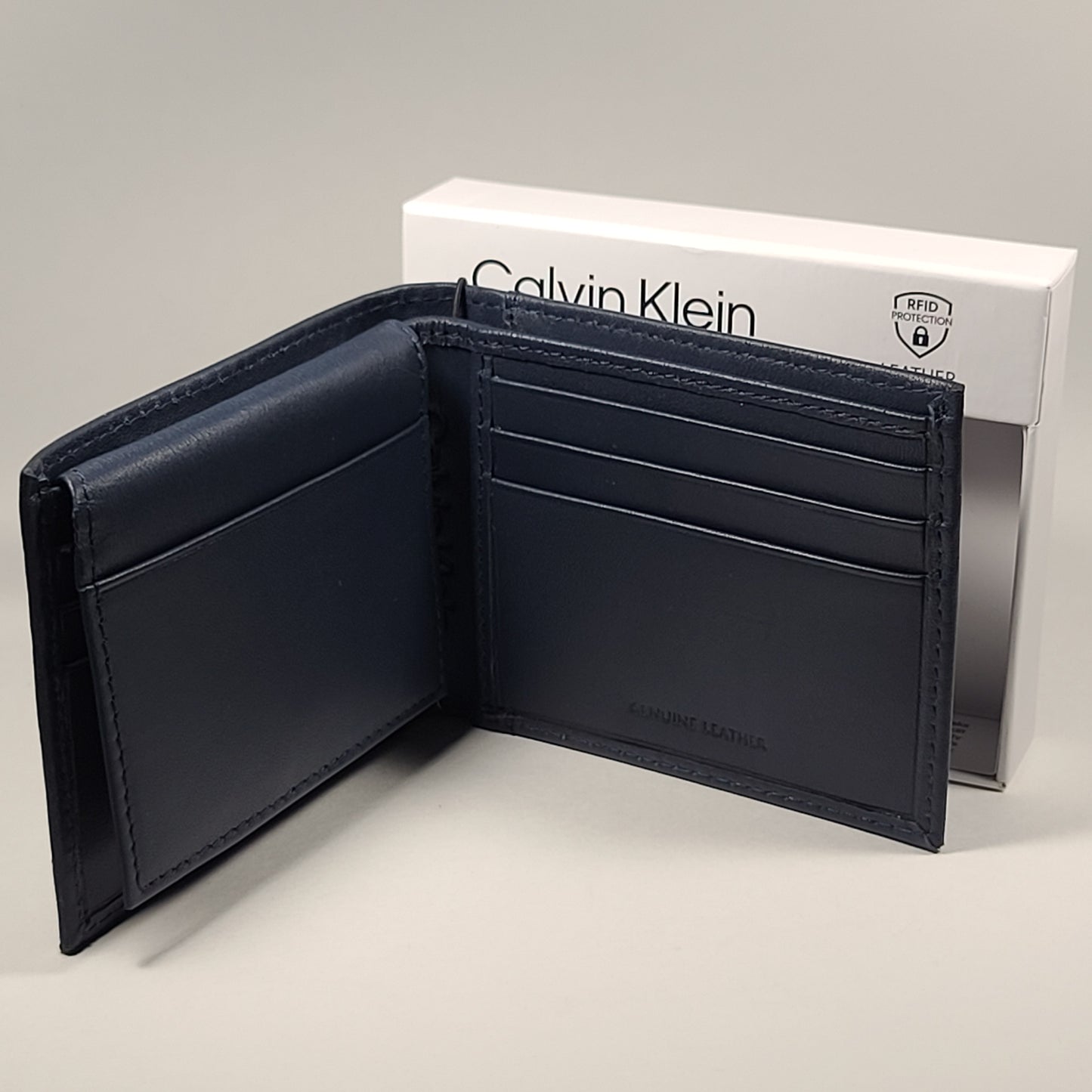 Calvin Klein Men’s Bifold Blue / Navy Leather RFID Wallet Passcase 31KA220032 - Wallets