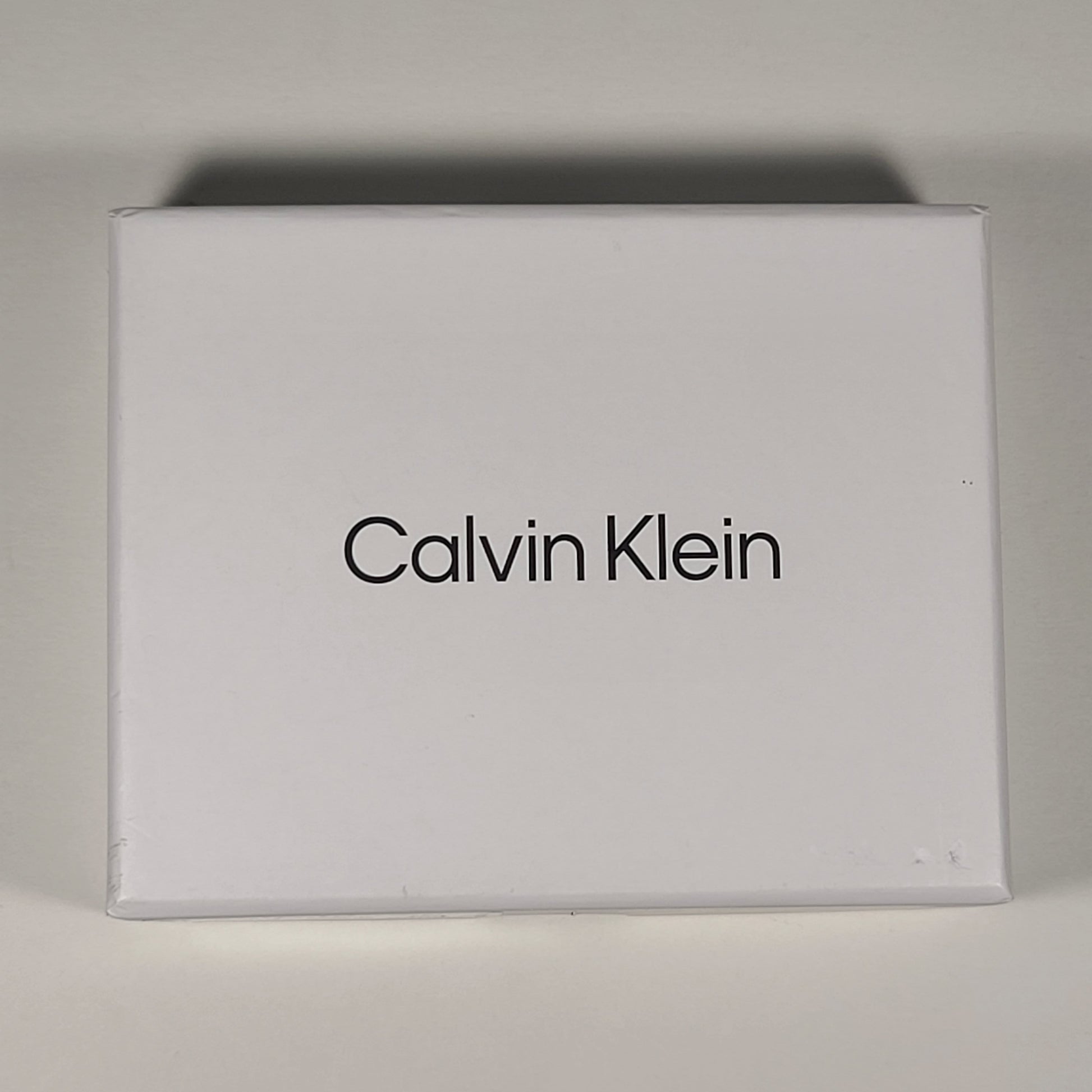 Calvin Klein Men’s Trifold Black Leather RFID Passcase Wallet 31KA110015 - Wallets