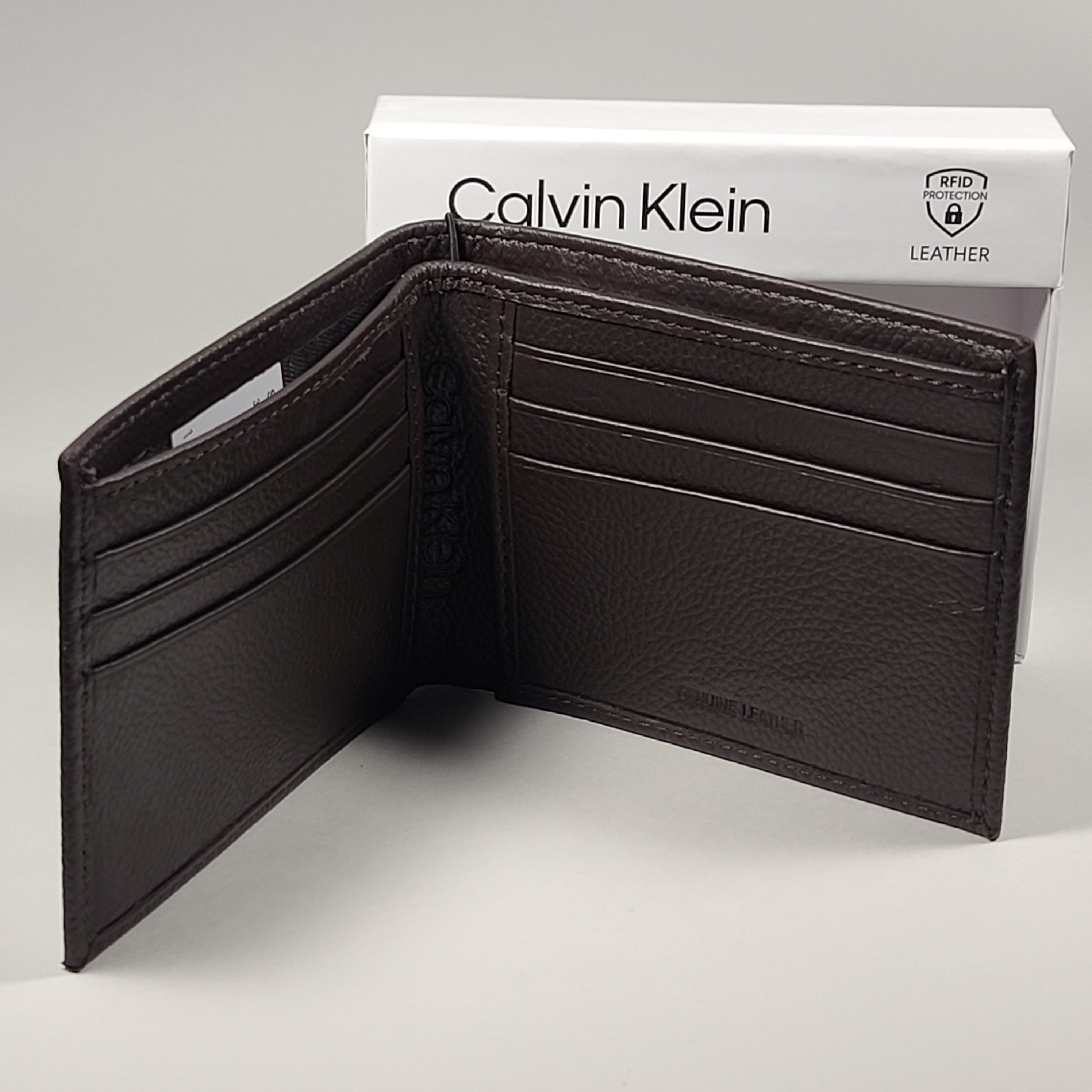 Calvin klein 2024 passcase wallet