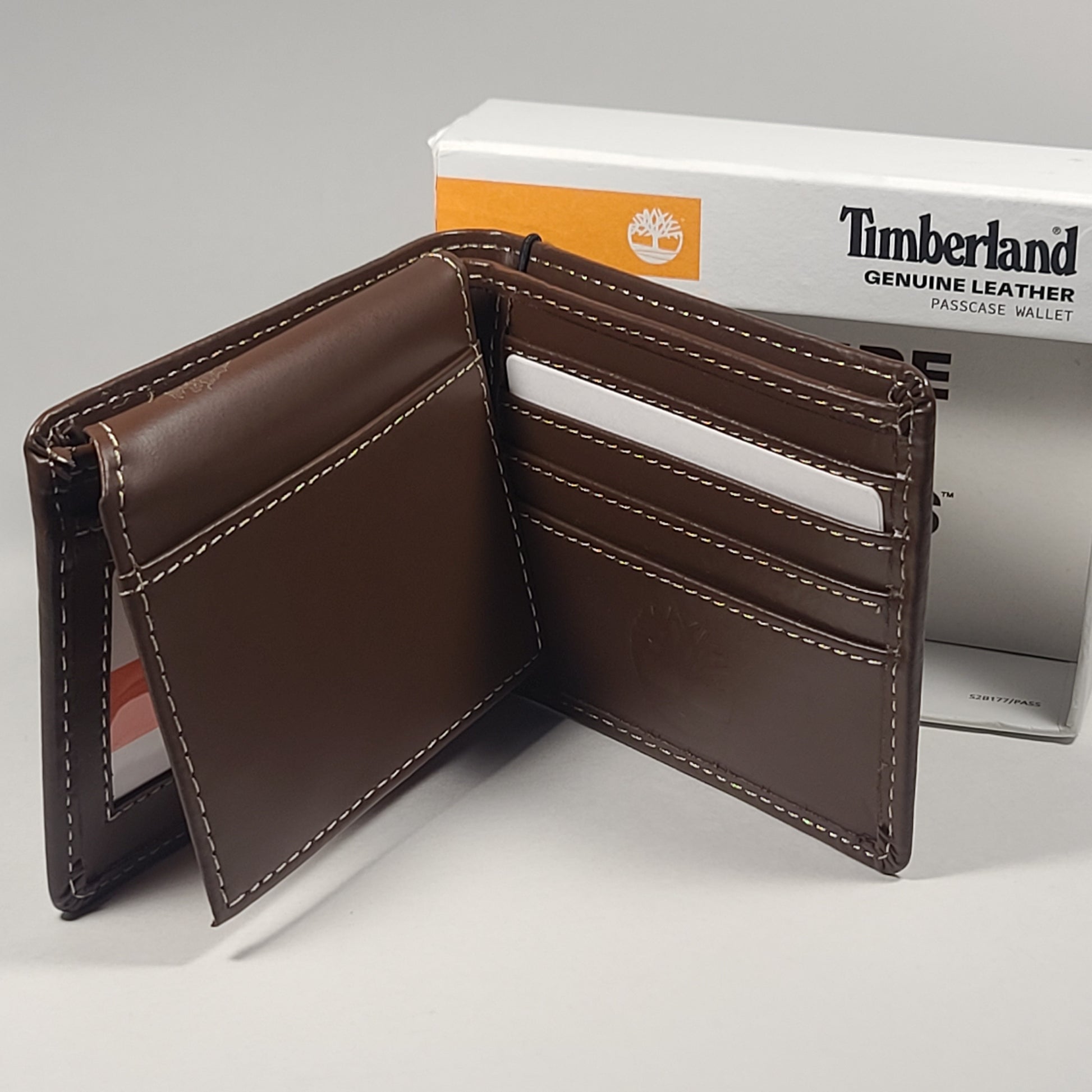 Timberland Men’s Bifold Light Brown Genuine Leather Passcase Wallet NP0695/21 - Wallets