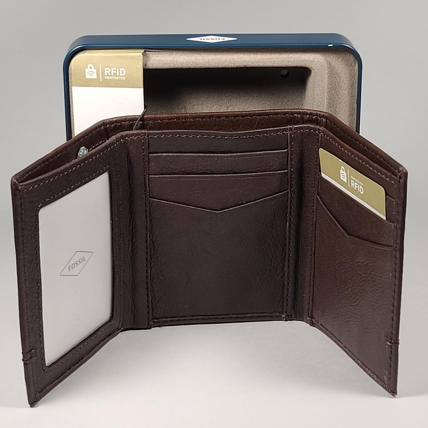 Fossil Men’s Trifold Dark Brown Leather RFID Wallet Brooks SML1512201 - Wallets