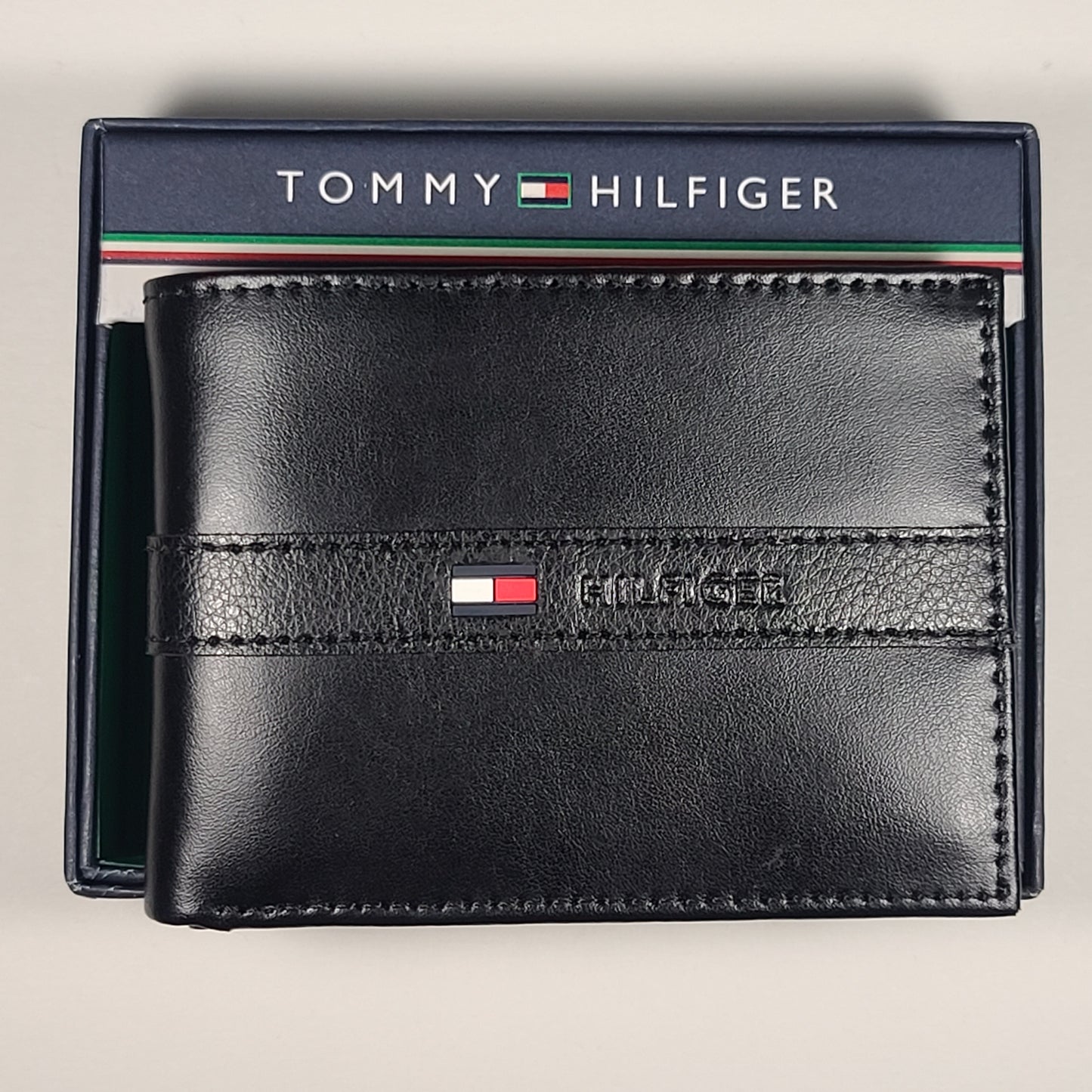 Tommy Hilfiger Mens Bifold Black Leather Ranger Wallet 31TL22X062 - Wallets