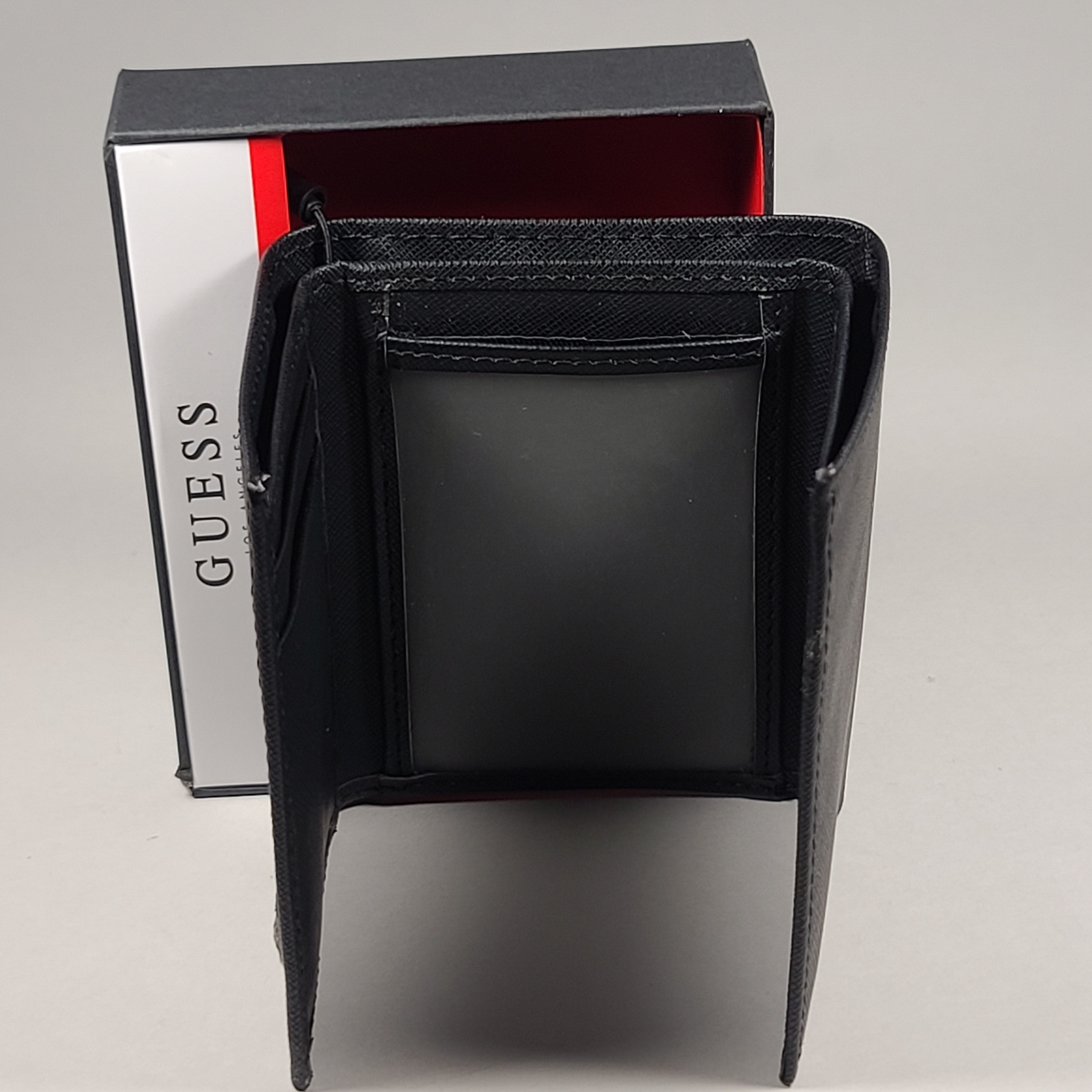 Guess best sale wallet trifold