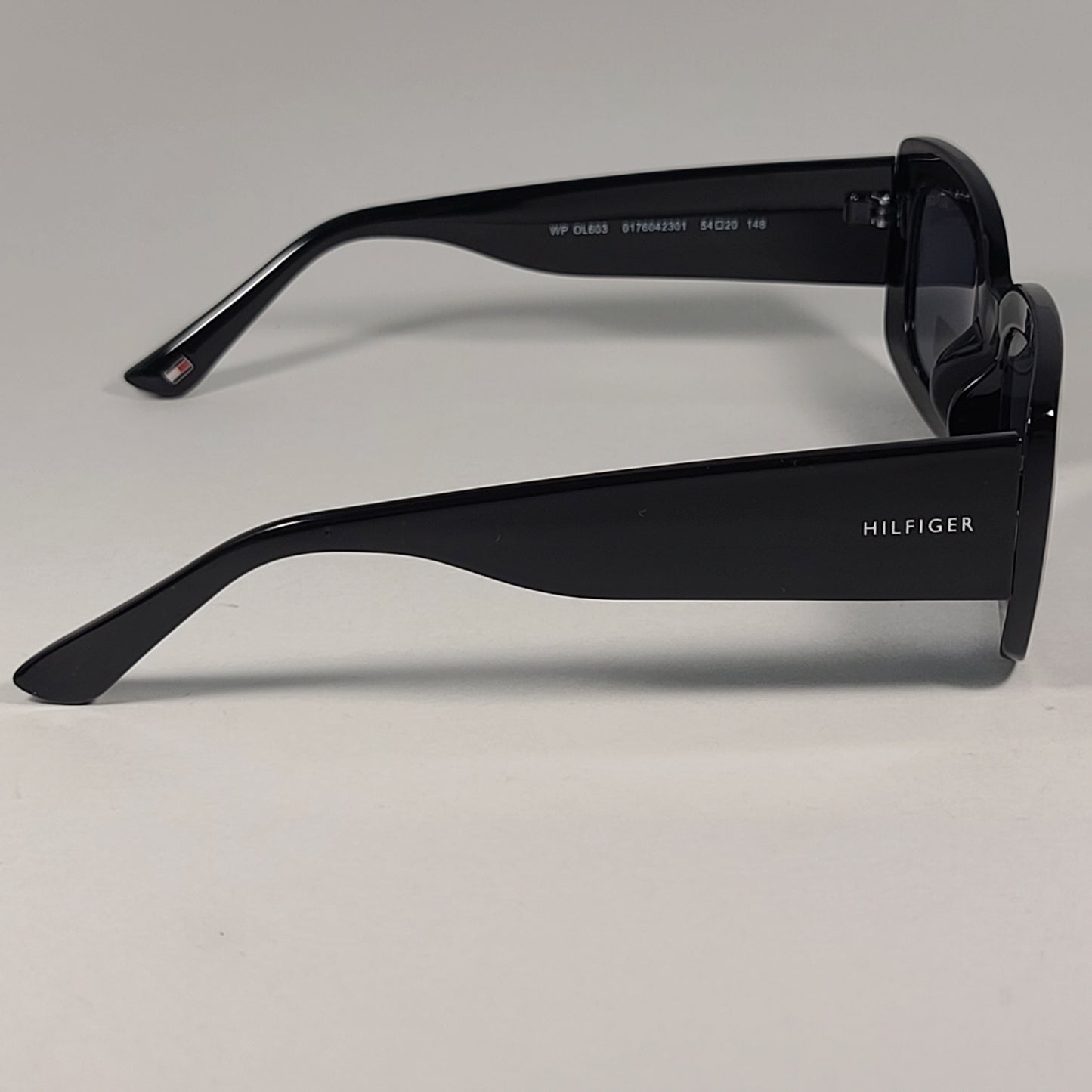 Tommy Hilfiger WP OL603 Large Oval Sunglasses Shiny Black Frame Gray Tinted Lens - Sunglasses