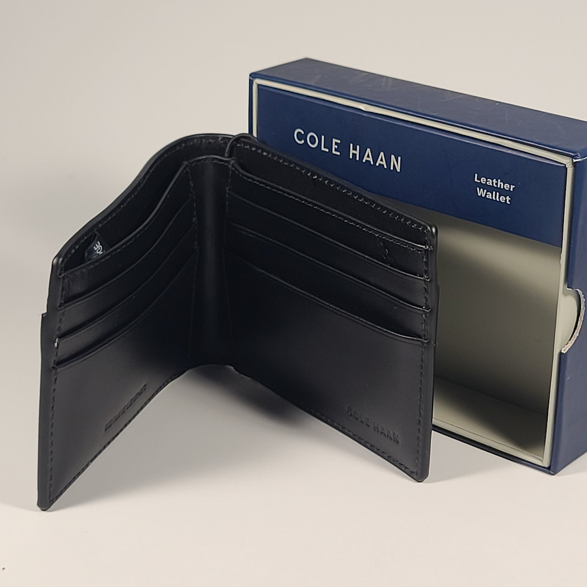 Cole Haan Men’s Bifold Black Genuine Leather RFID Wallet Passcase 31HN130009 - Wallets