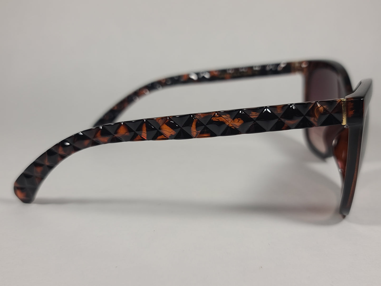 Tahari Rectangular Sunglasses Tortoise Frame Brown Gradient TH795 TS - Sunglasses