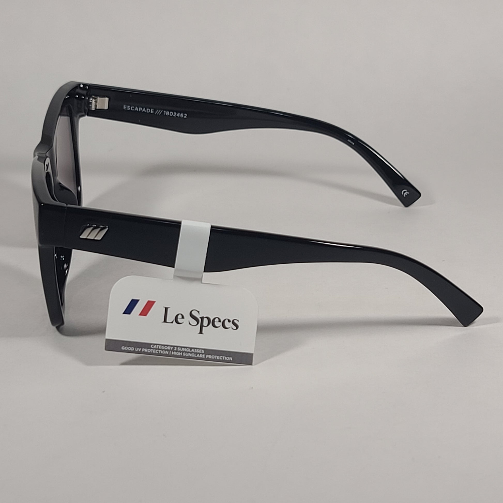 Le Specs Escapade Sunglasses Square Shiny Black Frame Smoke Gray Lens LSP1802462 - Sunglasses