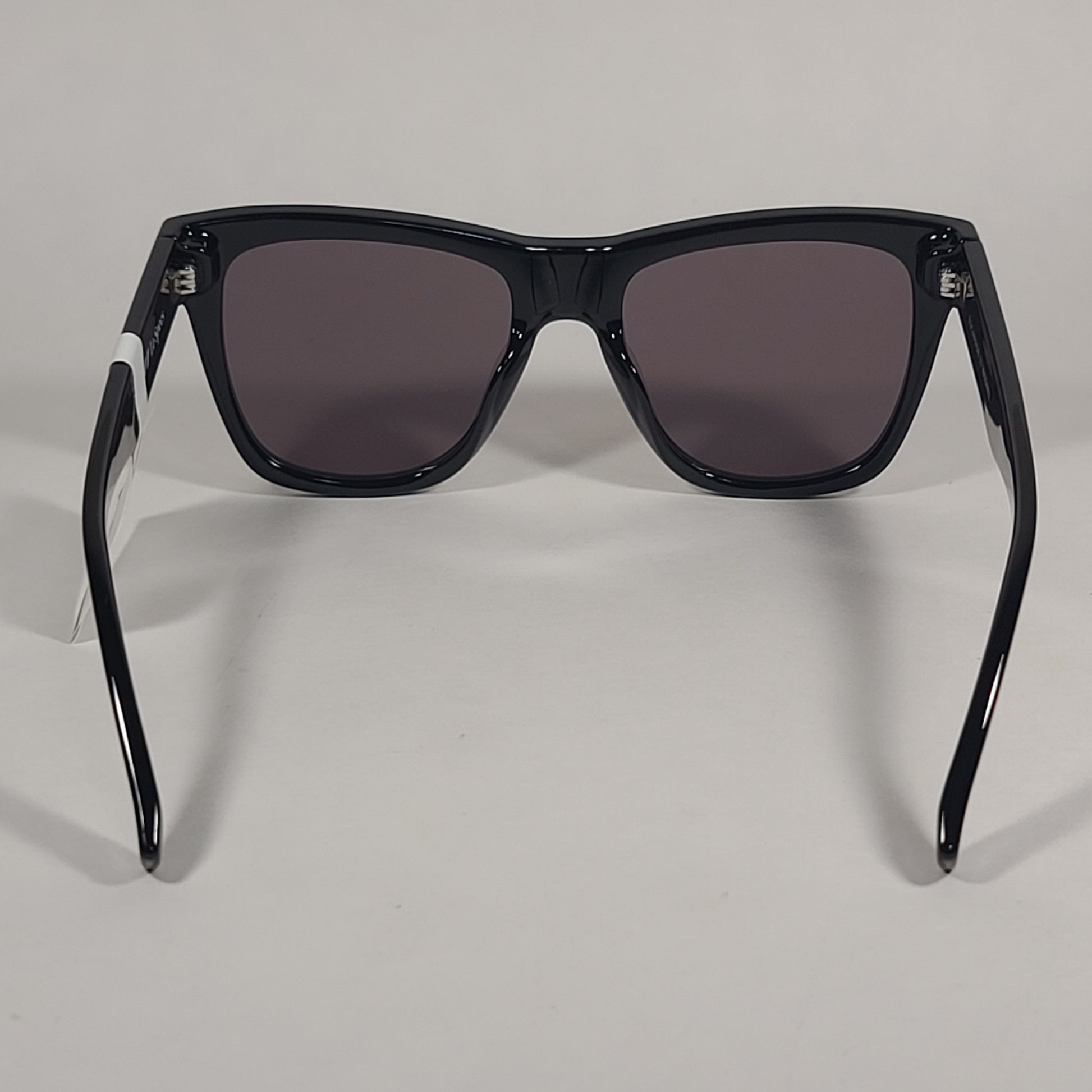 Le Specs Escapade Sunglasses Square Shiny Black Frame Smoke Gray Lens LSP1802462 - Sunglasses