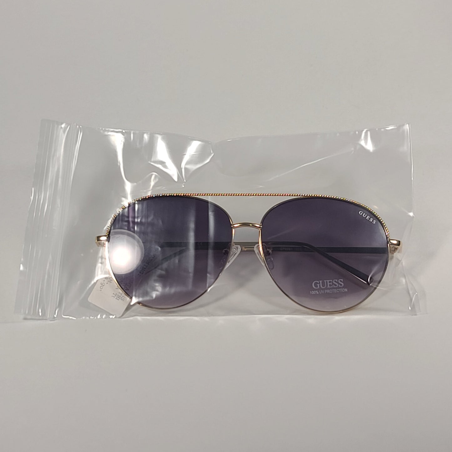 Guess Aviator Pilot Sunglasses Gold Tone Metal Frame Gray Smoke Gradient Lens GF0391 32B - Sunglasses