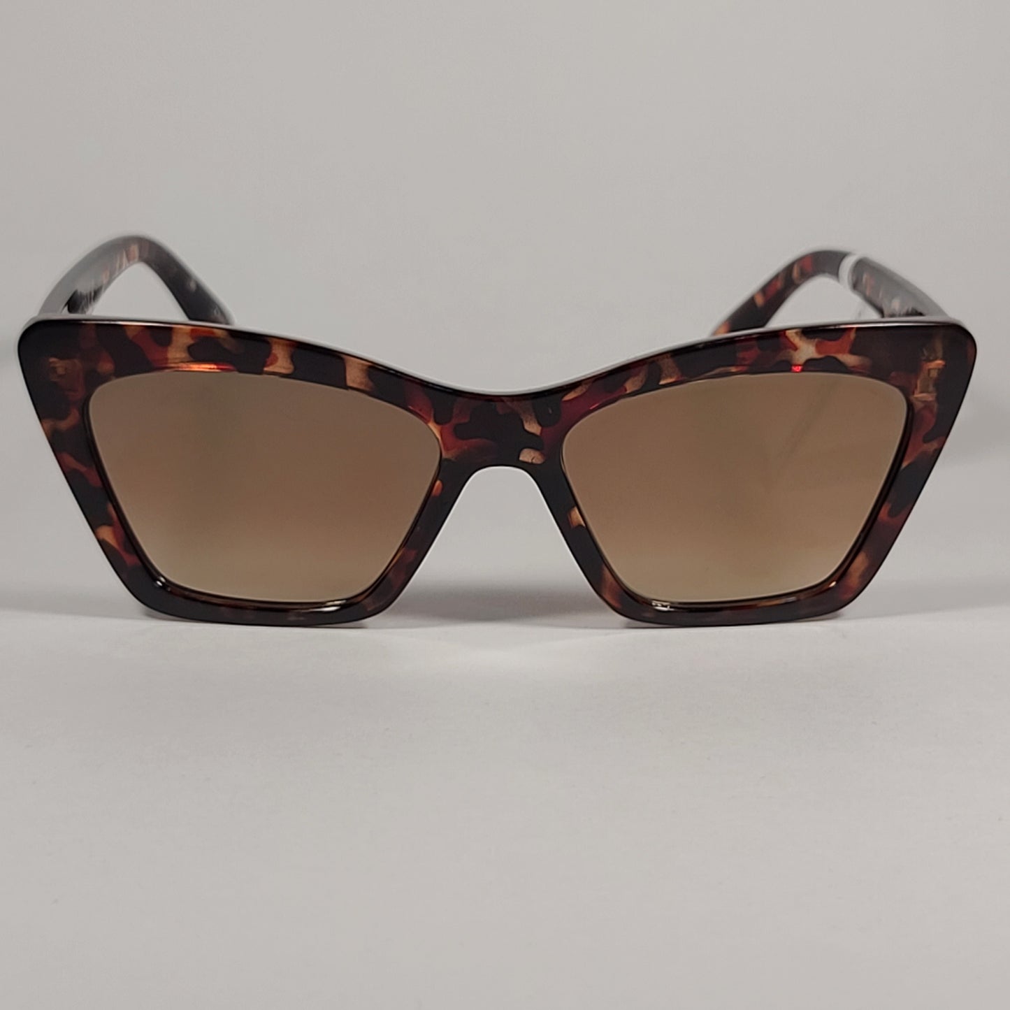 Vince Camuto Cat Eye Sunglasses Tortoise Frame Gold Mirror Lens VC899 TS - Sunglasses