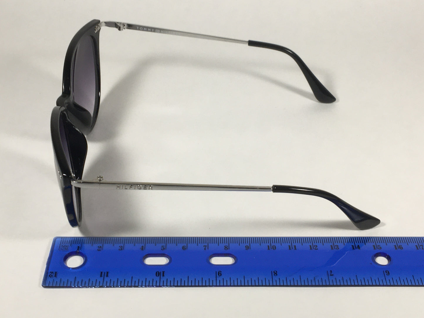 Tommy Hilfiger ’Bellatrix’ WP OL475 Sunglasses Shiny Black Silver Frame Gray Gradient Lens