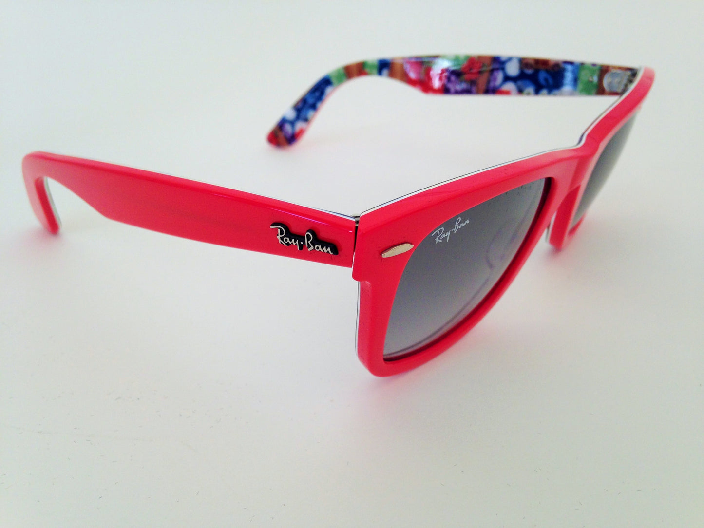 Ray-Ban Rare Prints Series #11 Wayfarer Sunglasses Red Coral Print Frame Gray Gradient Lens RB2140 1139/71 - Sunglasses