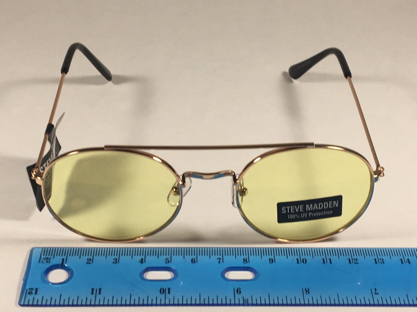 Steve Madden Round Sunglasses Gold Tone Metal Frame Yellow Lens Sm485102 Gldy - Sunglasses