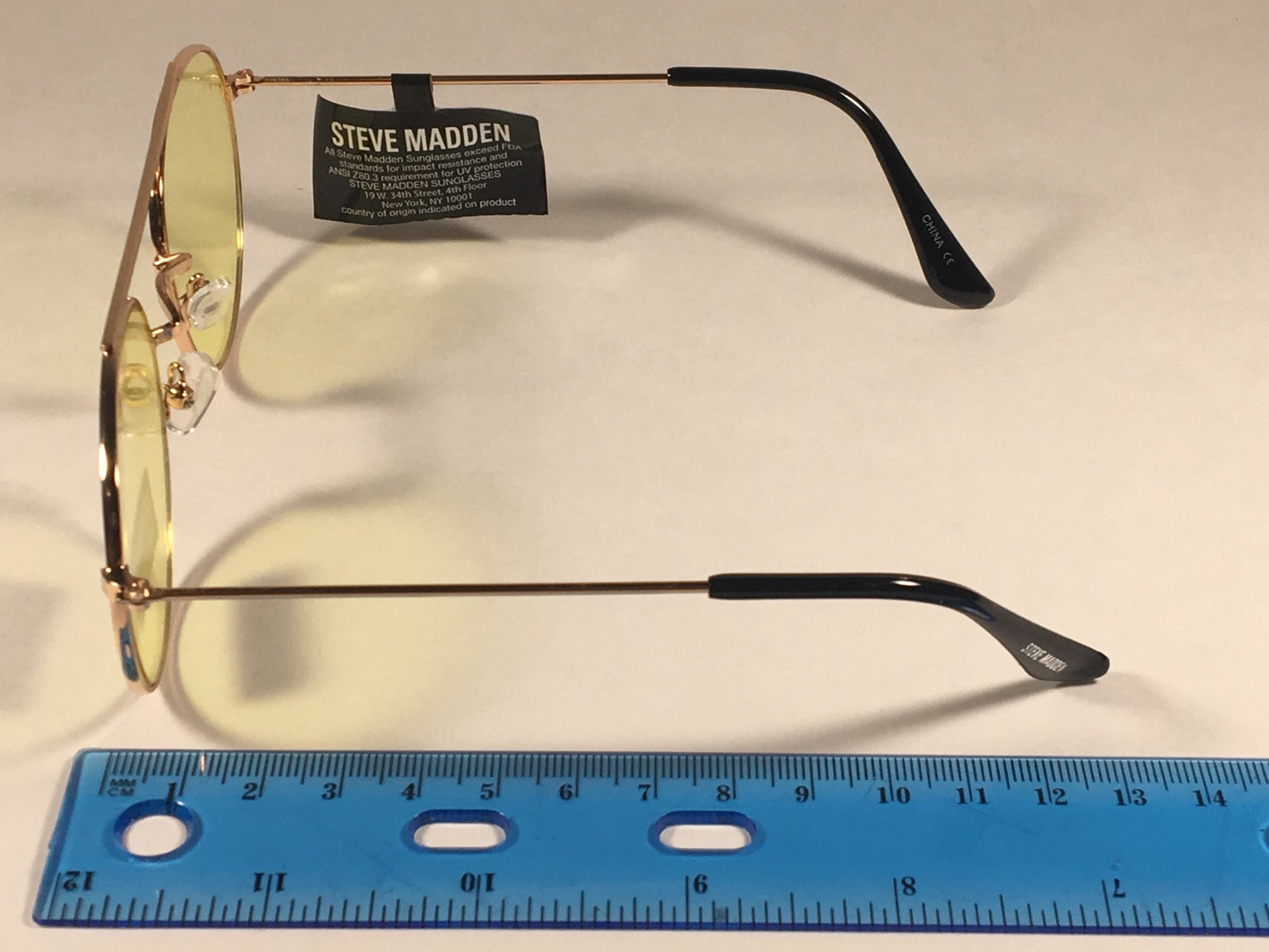 Steve Madden Round Sunglasses Gold Tone Metal Frame Yellow Lens Sm485102 Gldy - Sunglasses