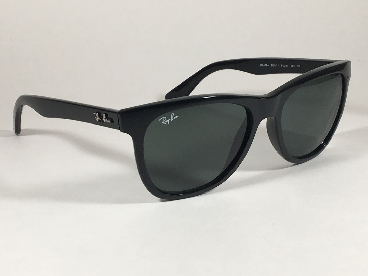 Ray-Ban New Wayfarer Classic Sunglasses Rb4184 601/71 Black Gloss Gray Green Lens - Sunglasses