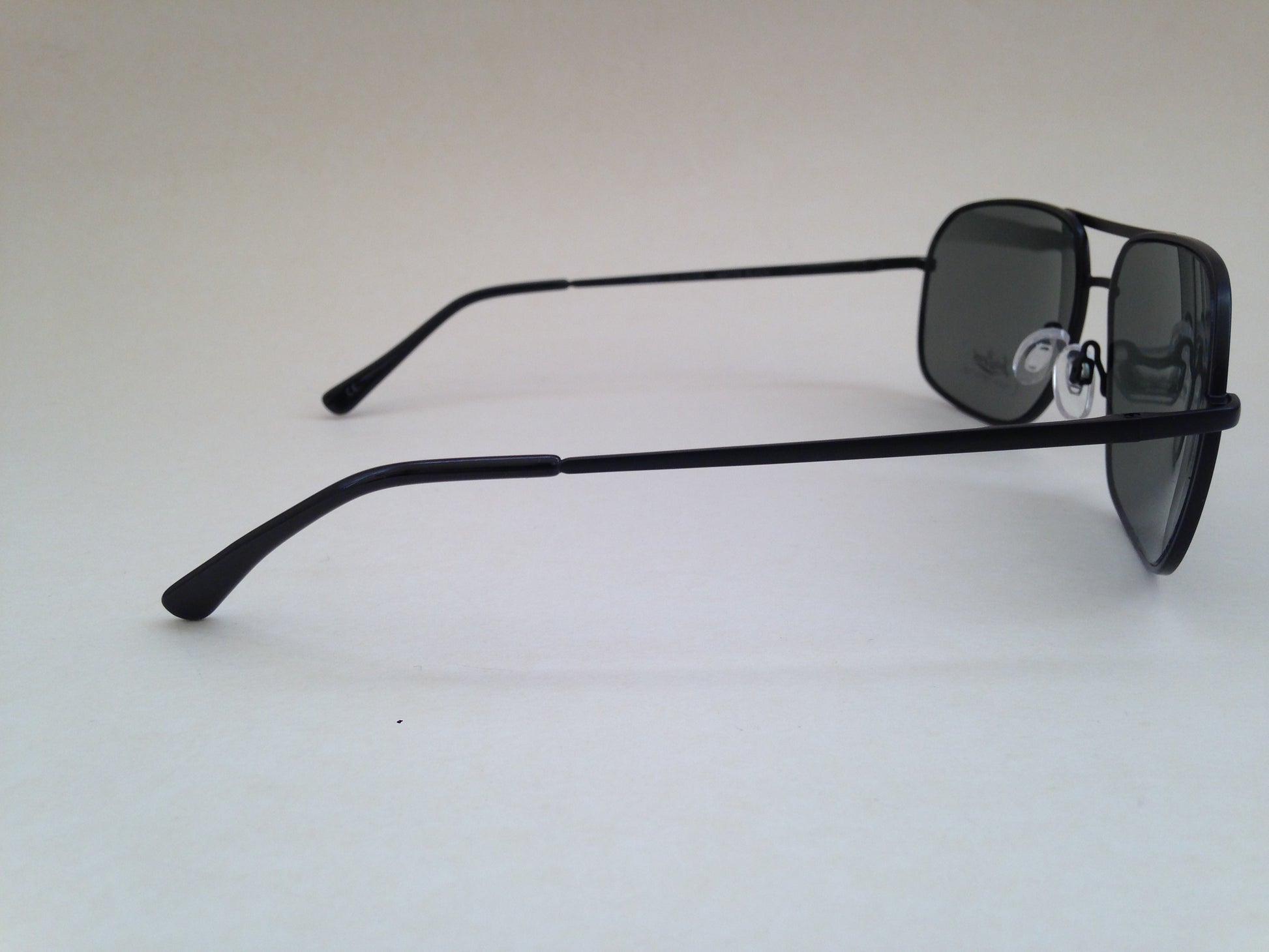 Lucky Brand Mens Aviator Sunglasses Matte Black Rectangular New Authentic D910 - Sunglasses