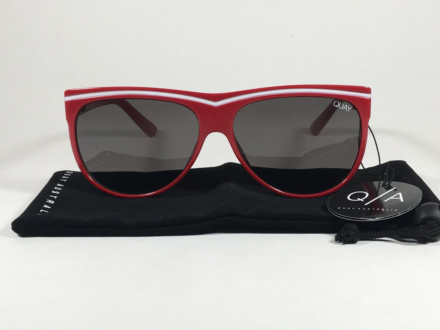 Quay Hollywood Nights Shield Sunglasses Red Plastic Frame Gray Smoke Lens Qw000223 Red Smk - Sunglasses