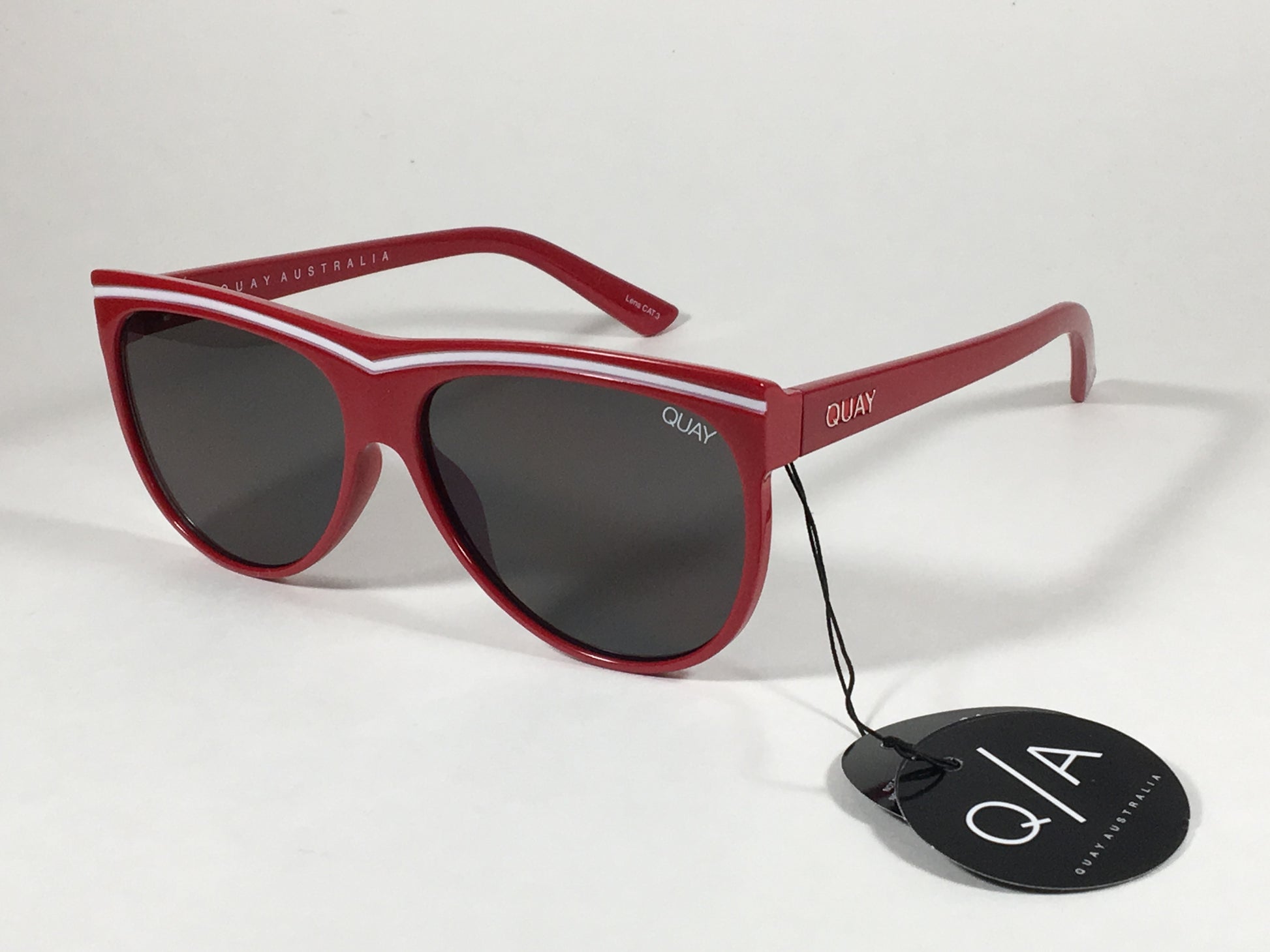 Quay Hollywood Nights Shield Sunglasses Red Plastic Frame Gray Smoke Lens Qw000223 Red Smk - Sunglasses