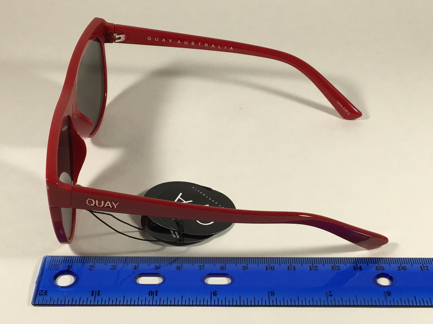 Quay Hollywood Nights Shield Sunglasses Red Plastic Frame Gray Smoke Lens Qw000223 Red Smk - Sunglasses