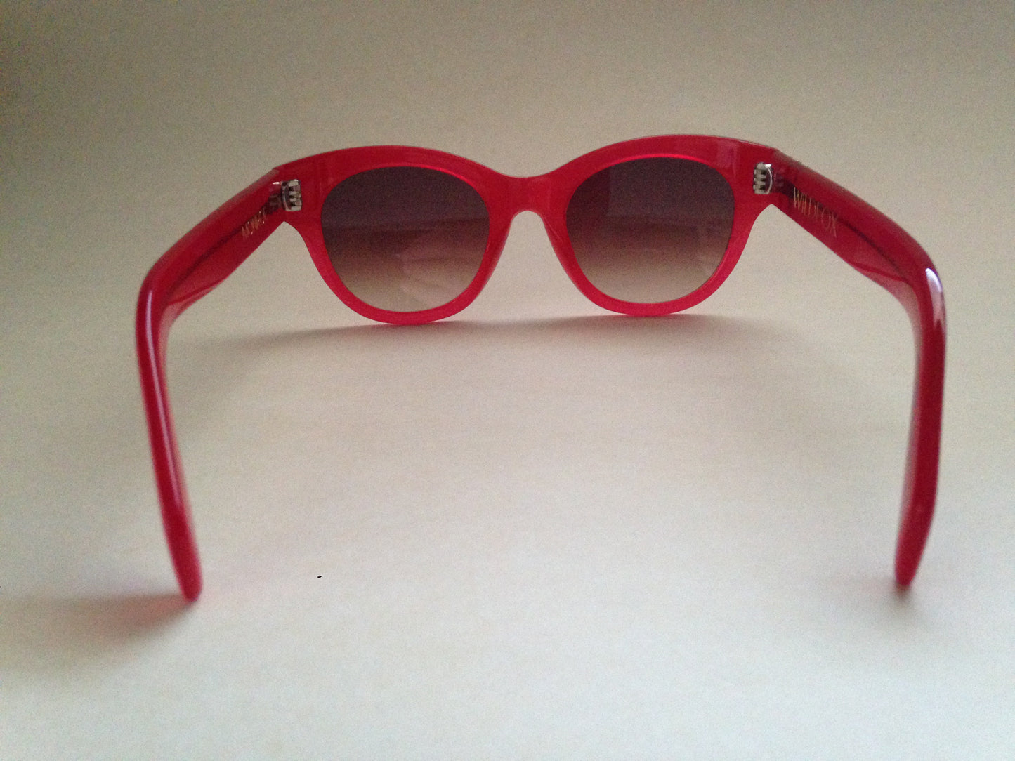 Wildfox Monroe Celebrity Style Sunglasses Quartz Red Pink Frame Brown Gradient Lens - Sunglasses