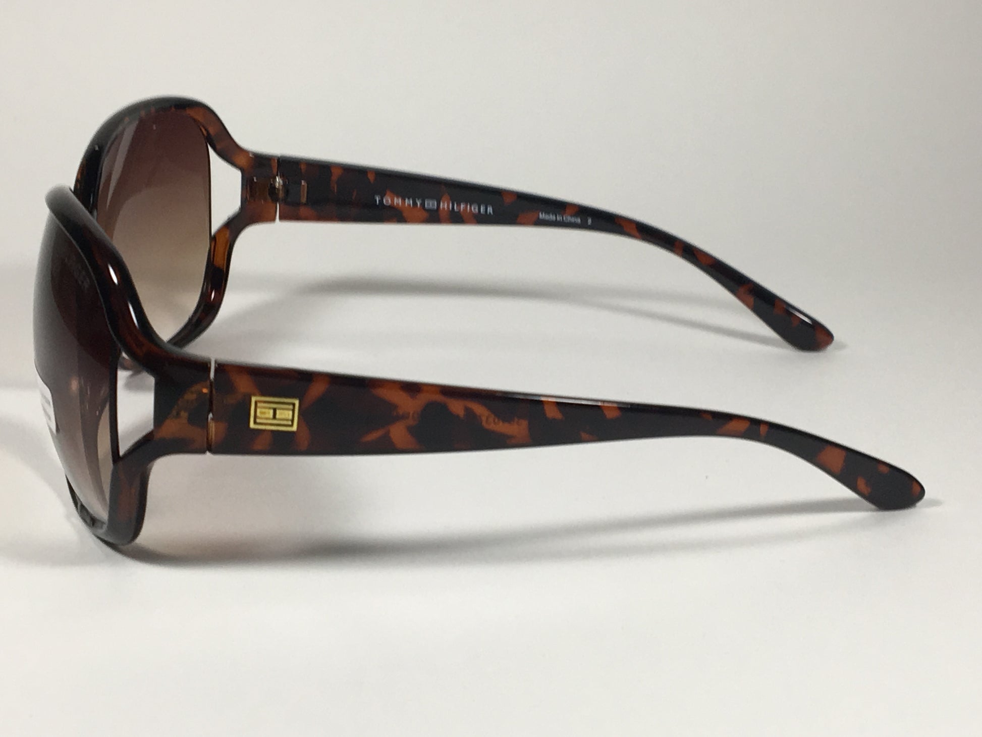 Tommy Hilfiger Trista Vented Oversize Sunglasses Brown Tortoise Frame Brown Gradient Lens TRISTA WP OL33 - Sunglasses