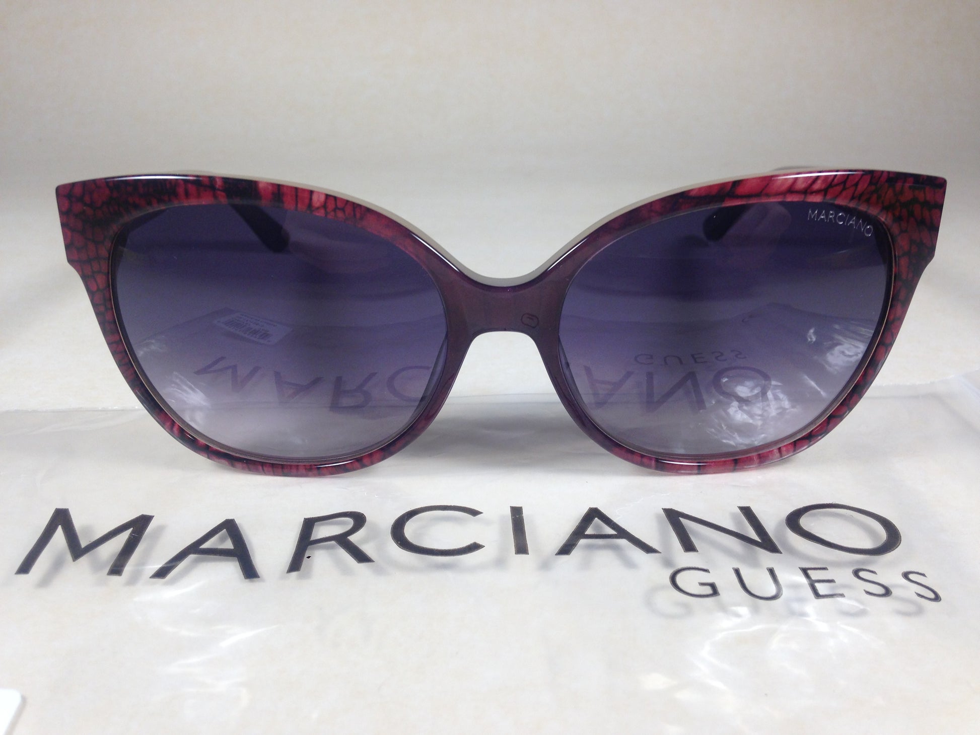 Guess By Marciano GM727 75B Womens Cat Eye Sunglasses Red Snake Purple Gradient Lens TheSunglassFashion