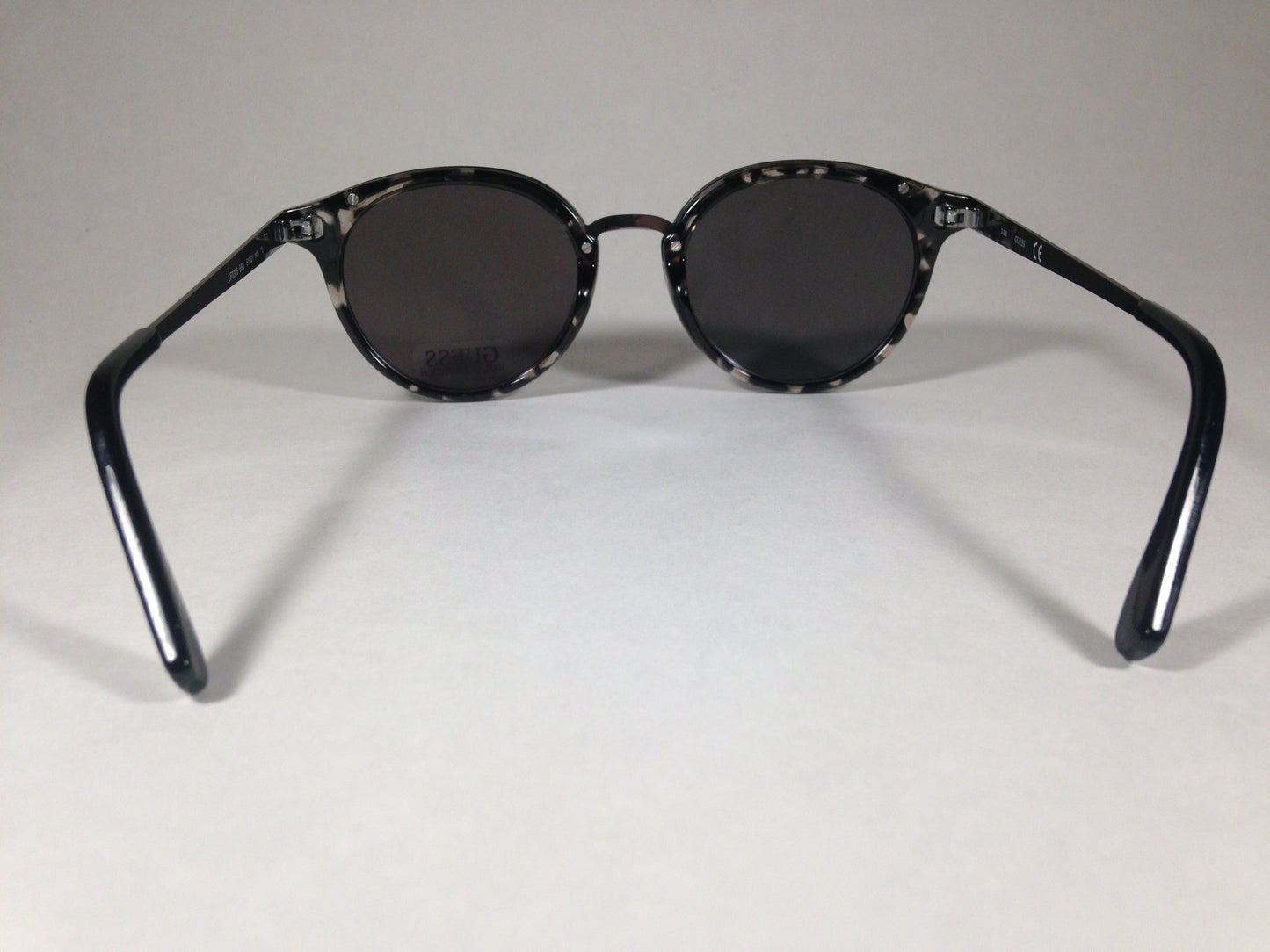 Guess Womens Round Sunglasses Gf0305 56U Clear Black Marble Silver Mirror New - Sunglasses