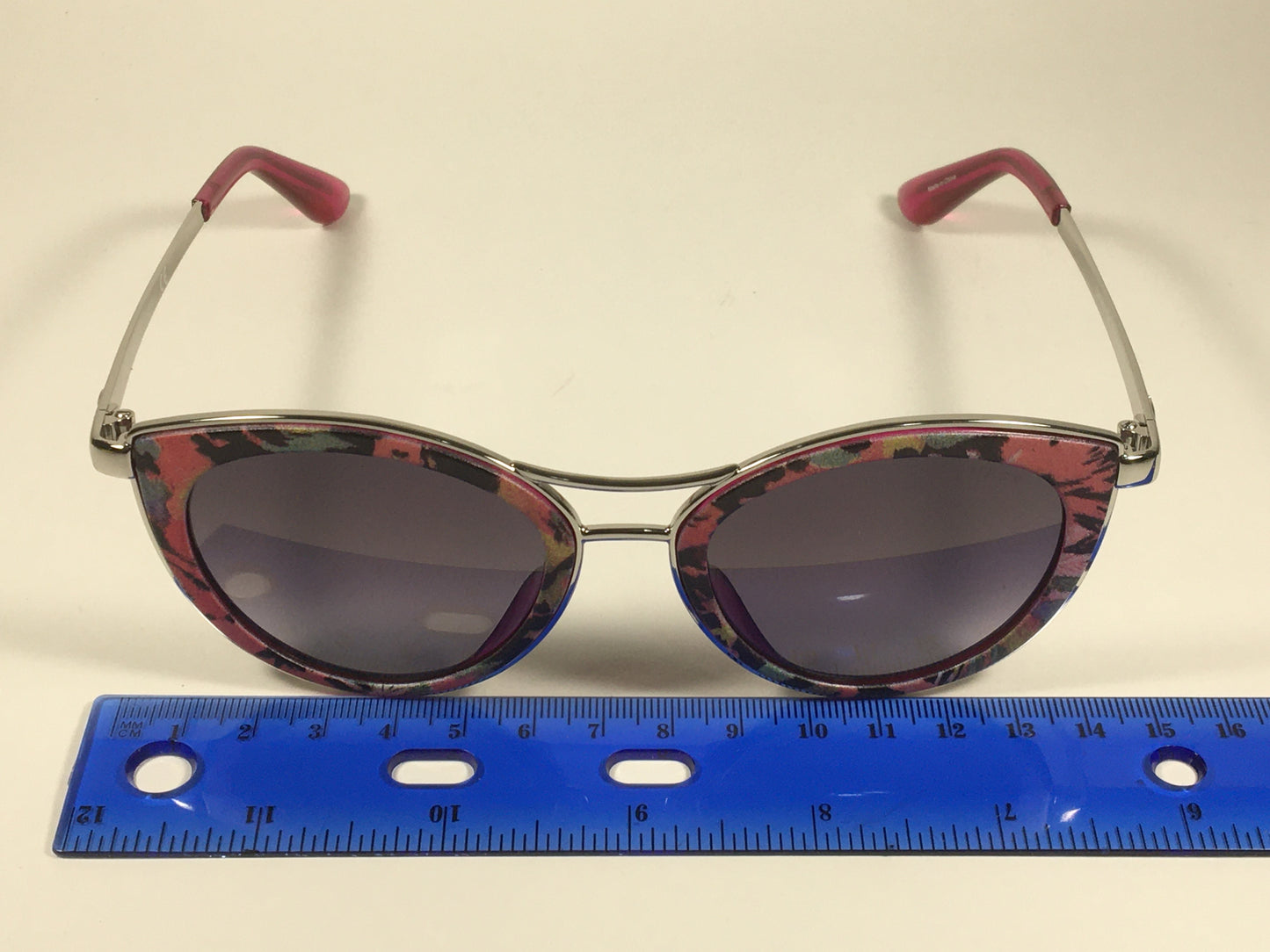Guess Cat Eye Sunglasses GU7490 74C Floral Print And Silver Frame Gray Gradient Lens - Sunglasses