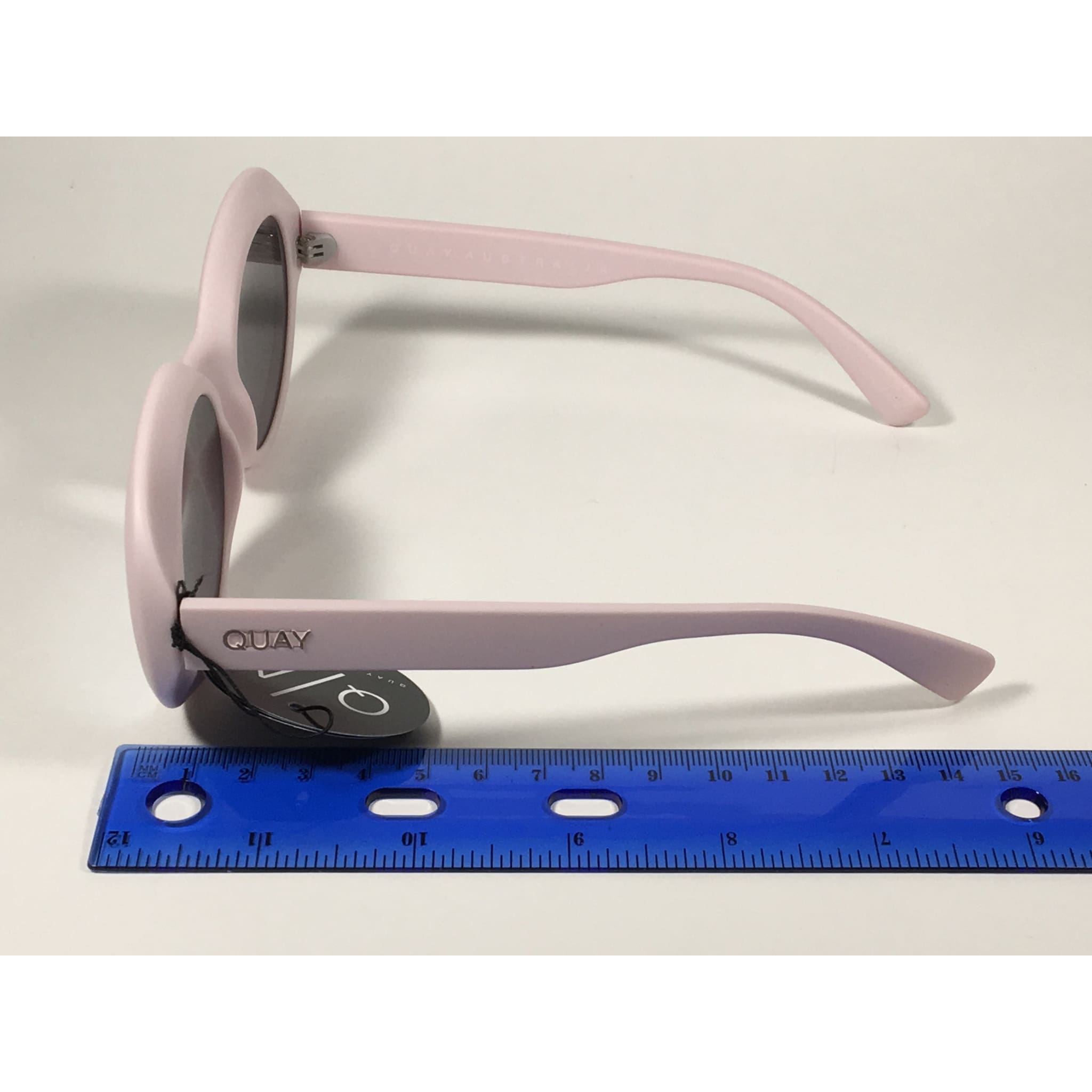 Quay Australia QW000240 LIL SLV Mess Around Oval Sunglasses Matt Pink TheSunglassFashion