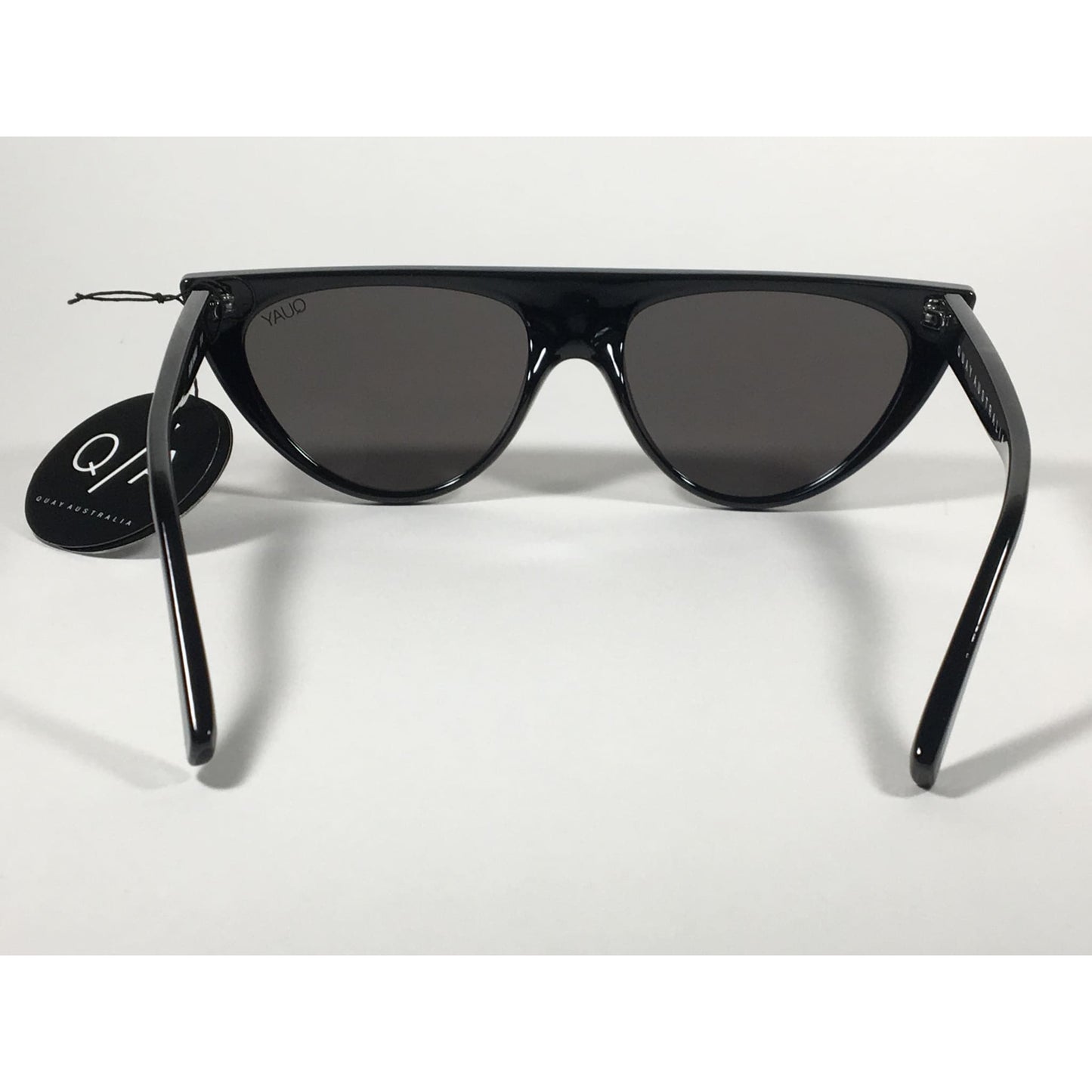 Quay Australia QW000296 BLK/SMK Run Away Flat Top Cat Eye Sunglasses Black Gloss Frame Gray Smoke Lenses - Sunglasses