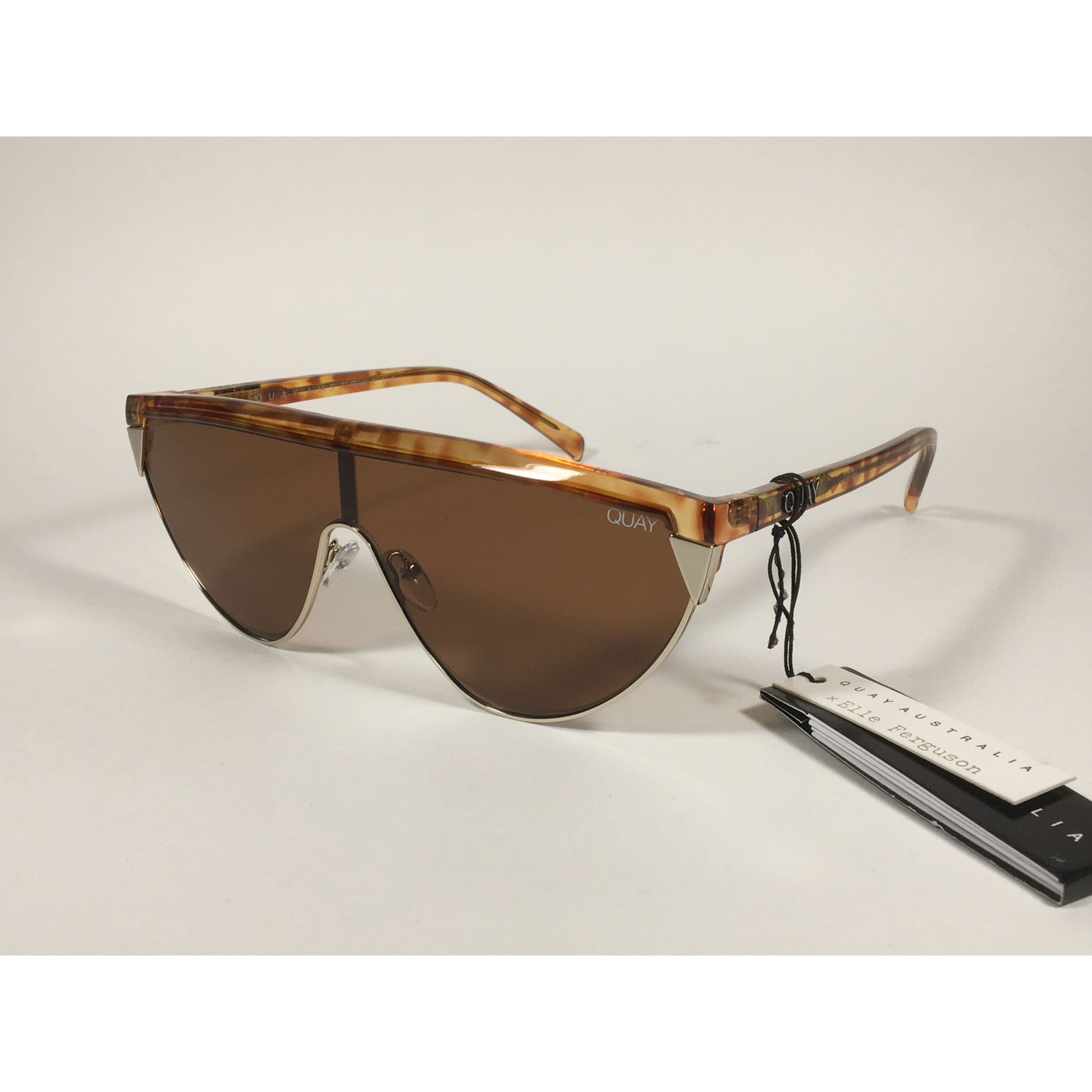 Quay Australia X Elle Ferguson Goldie Shield Sunglasses Light Brown Tortoise Brown Lens QW000400 - Sunglasses