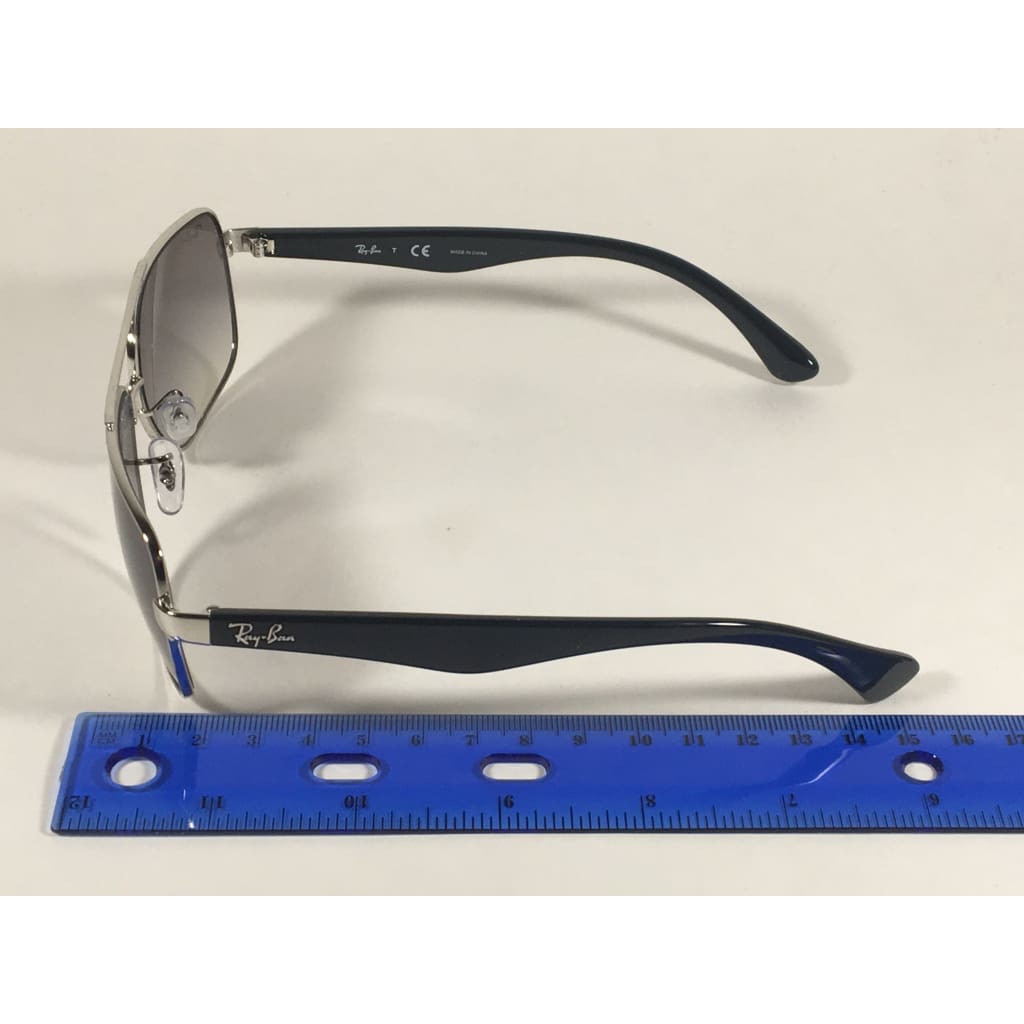 Ray-Ban Sunglasses with store Case Silver and Black Frames