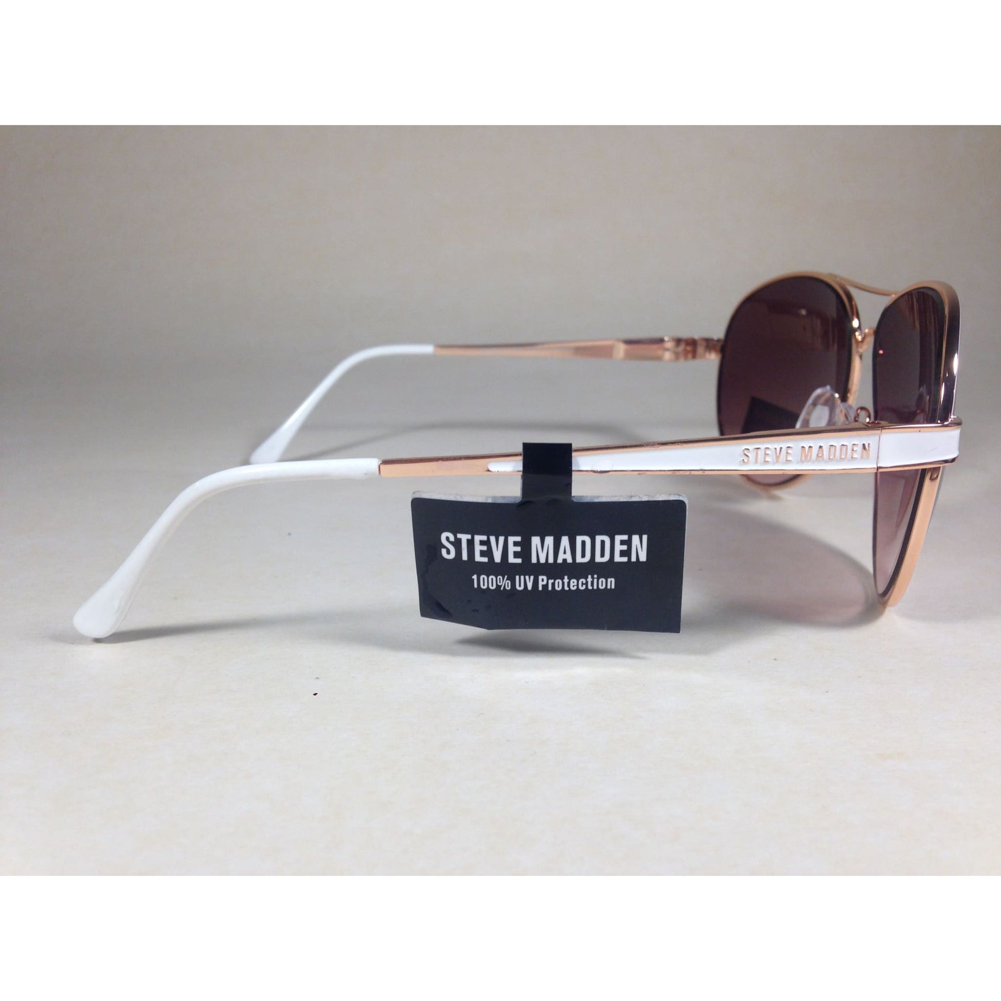 Steve Madden Gafas de sol de aviador orientadas al detalle para  mujer, dorado, 2.520 in, Oro : Ropa, Zapatos y Joyería
